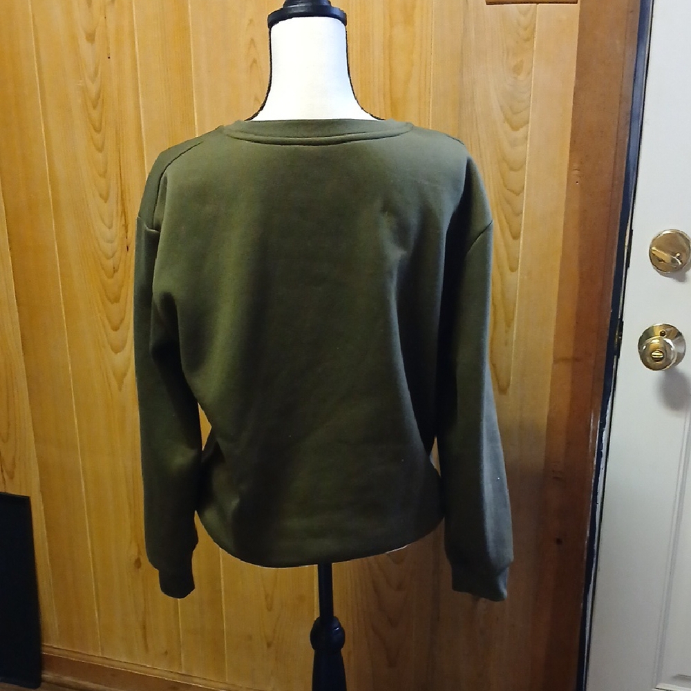 SHEIN Green Crew Neck Sweatshirt with Graphic Design - Picture 5 of 6